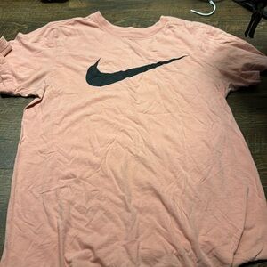 Nike tshirt